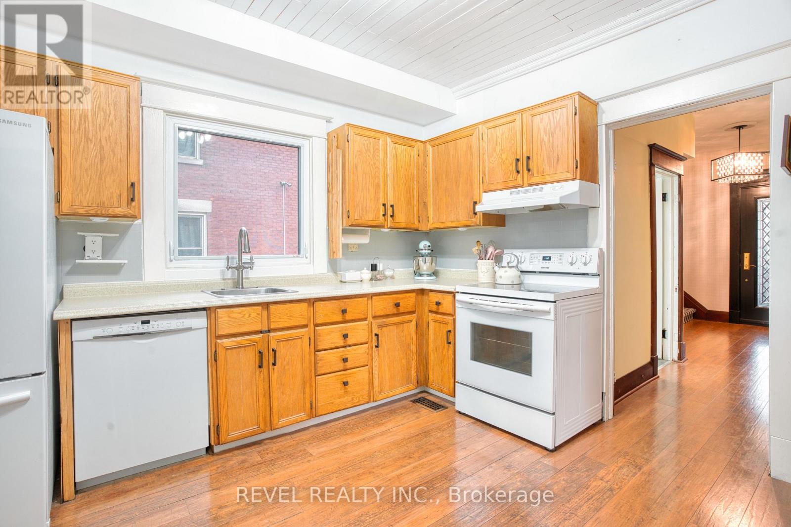 60 Rosedale Avenue W, Brampton, Ontario  L6X 1K1 - Photo 17 - W12551158