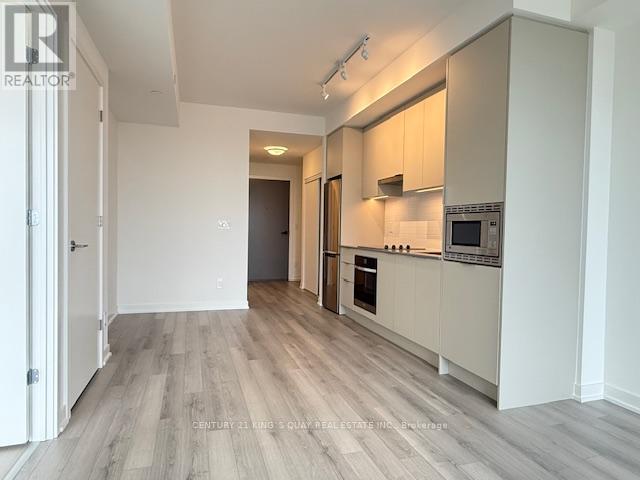 1007 - 3071 Trafalgar Road, Oakville, Ontario  L6H 8C6 - Photo 2 - W12553402