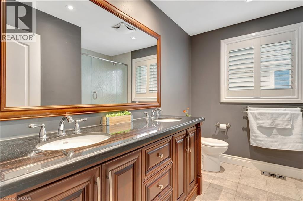 537 Windjammer Way, Waterloo, Ontario N2K 3Y5 - Photo 28 - 40788271