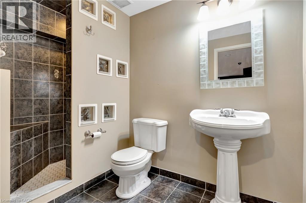 537 Windjammer Way, Waterloo, Ontario N2K 3Y5 - Photo 31 - 40788271