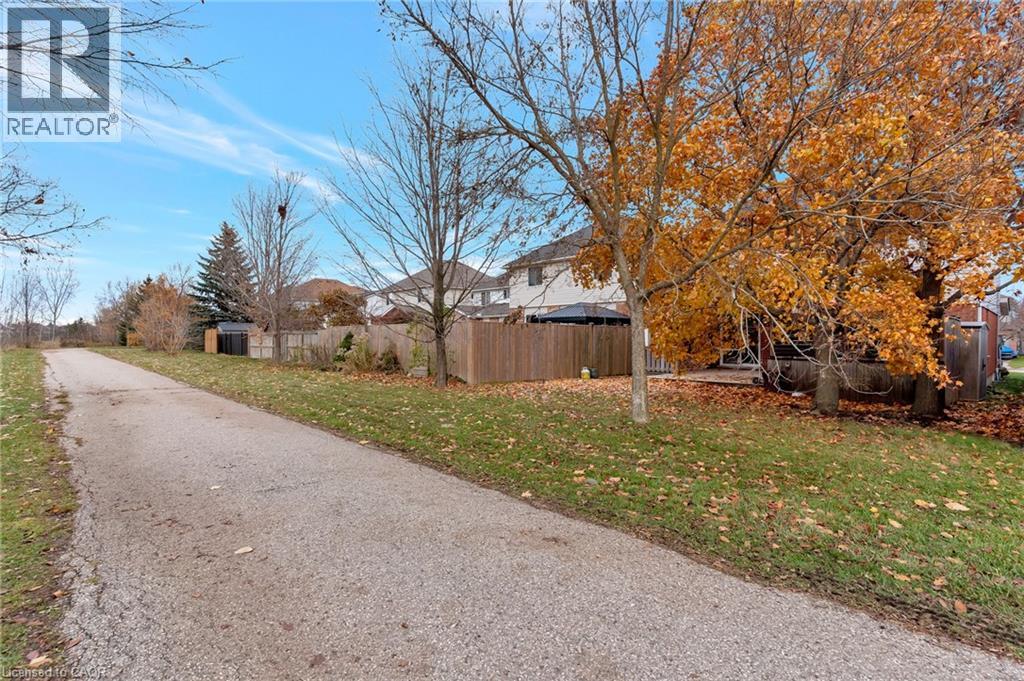 537 Windjammer Way, Waterloo, Ontario N2K 3Y5 - Photo 38 - 40788271