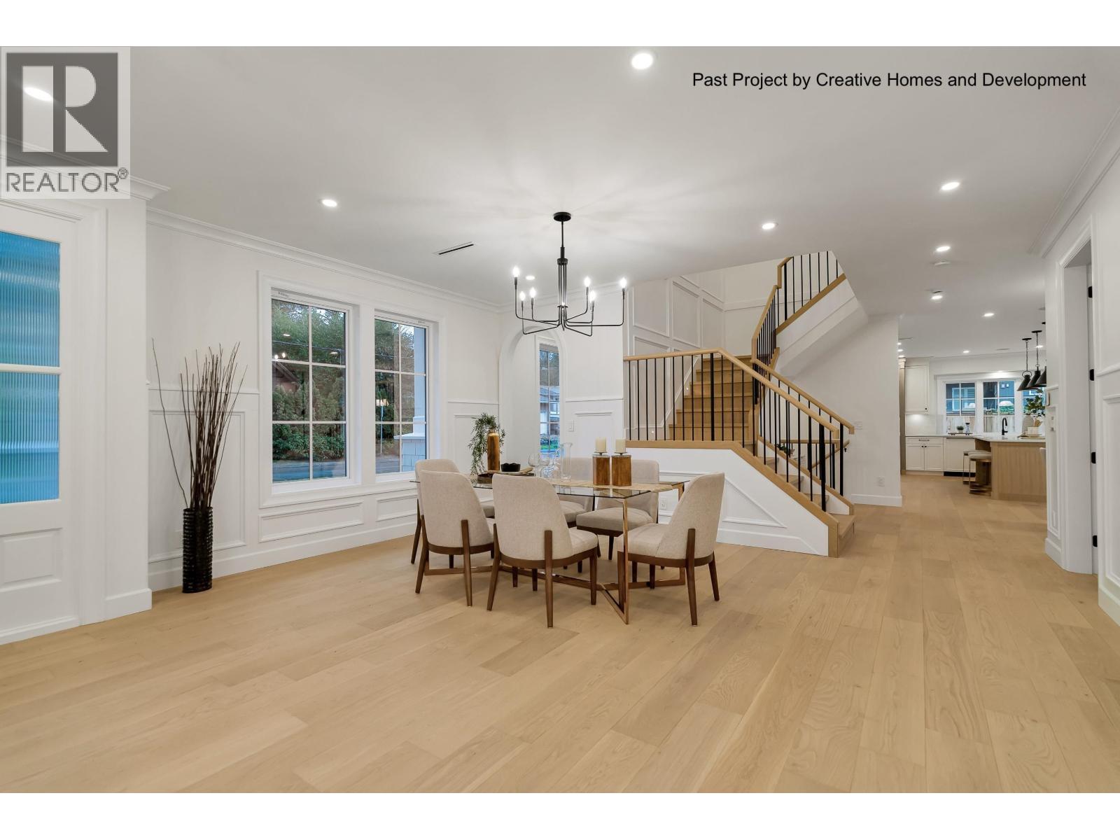 690 E Windsor Road, North Vancouver, British Columbia  V7N 1K7 - Photo 4 - R3068043