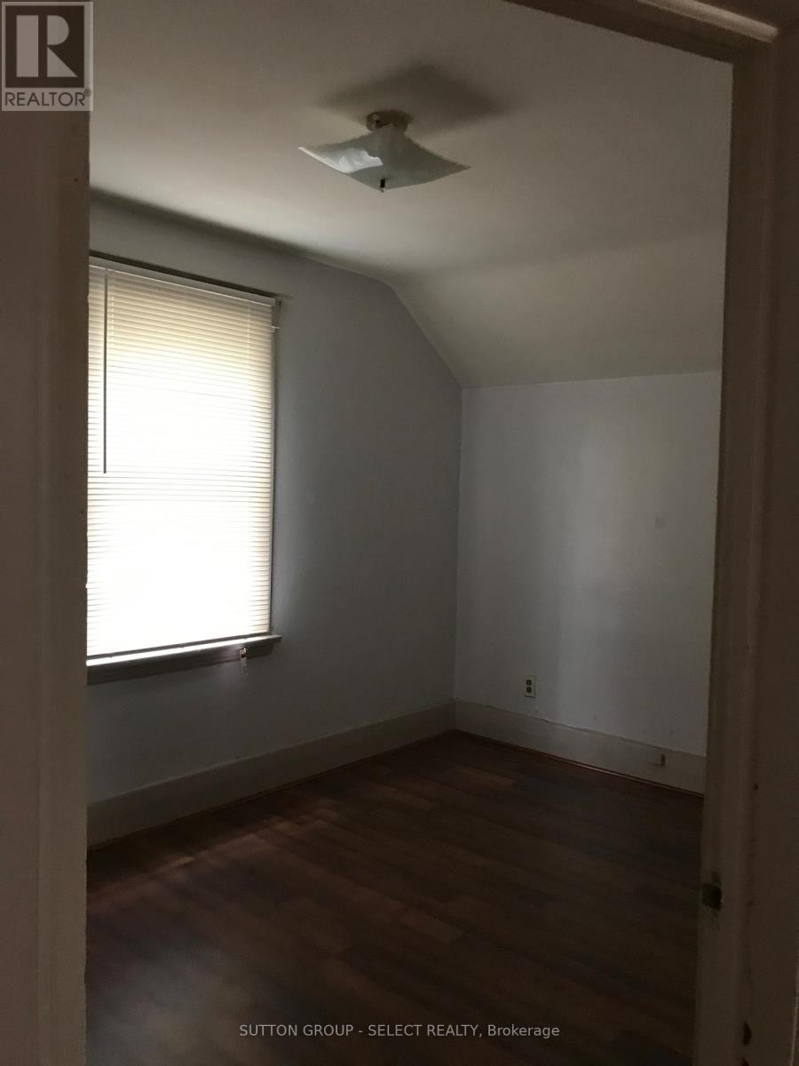 764 King Street, London East, Ontario  N5W 2X4 - Photo 10 - X12553428