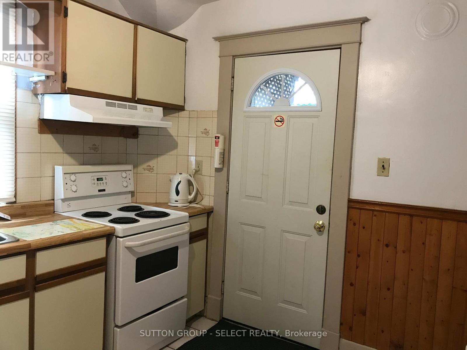 764 King Street, London East, Ontario  N5W 2X4 - Photo 5 - X12553428