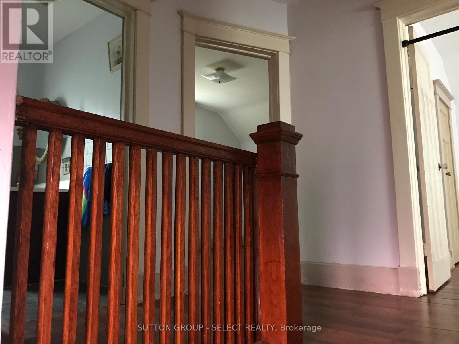 764 King Street, London East, Ontario  N5W 2X4 - Photo 8 - X12553428