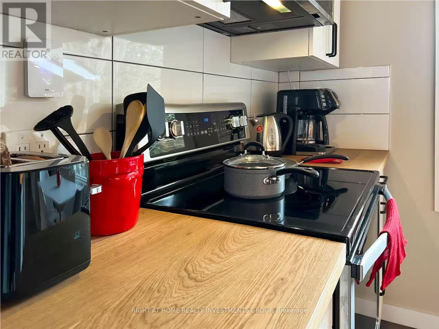 284 Kawartha Hideaway Road, Trent Lakes, Ontario  K0L 1J0 - Photo 8 - X12553396