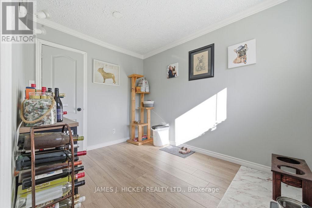 143 Boundary Road, Deep River, Ontario K0J 1P0 - Photo 12 - X12553468