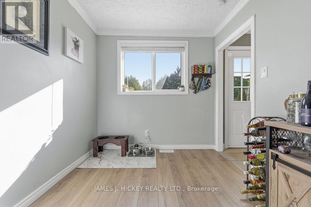 143 Boundary Road, Deep River, Ontario K0J 1P0 - Photo 13 - X12553468