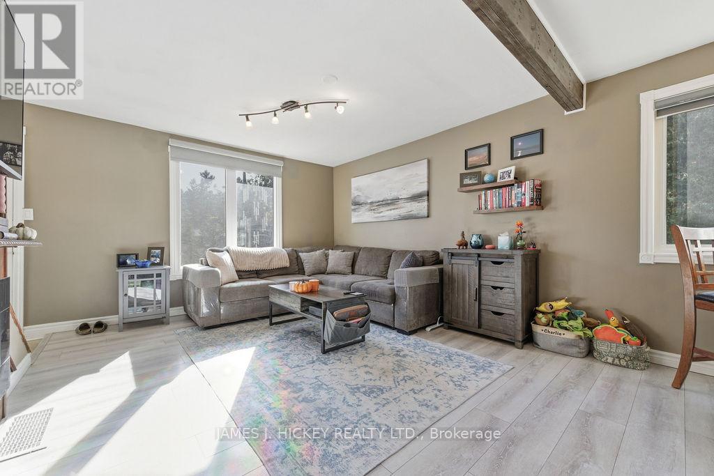 143 Boundary Road, Deep River, Ontario K0J 1P0 - Photo 18 - X12553468