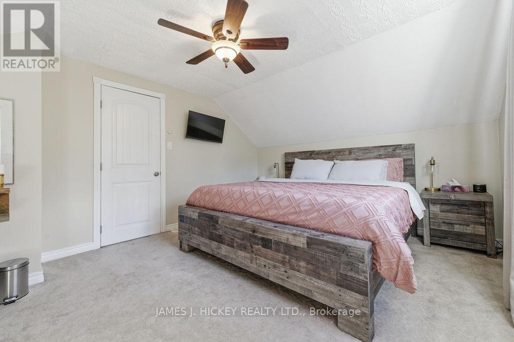 143 Boundary Road, Deep River, Ontario K0J 1P0 - Photo 22 - X12553468