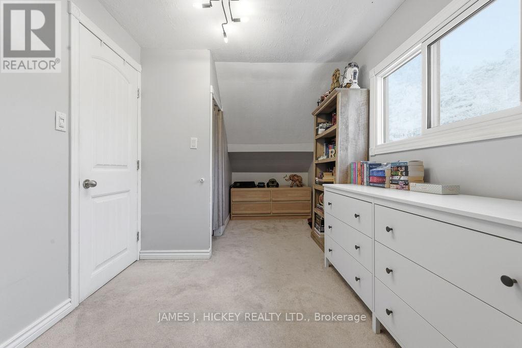 143 Boundary Road, Deep River, Ontario K0J 1P0 - Photo 23 - X12553468