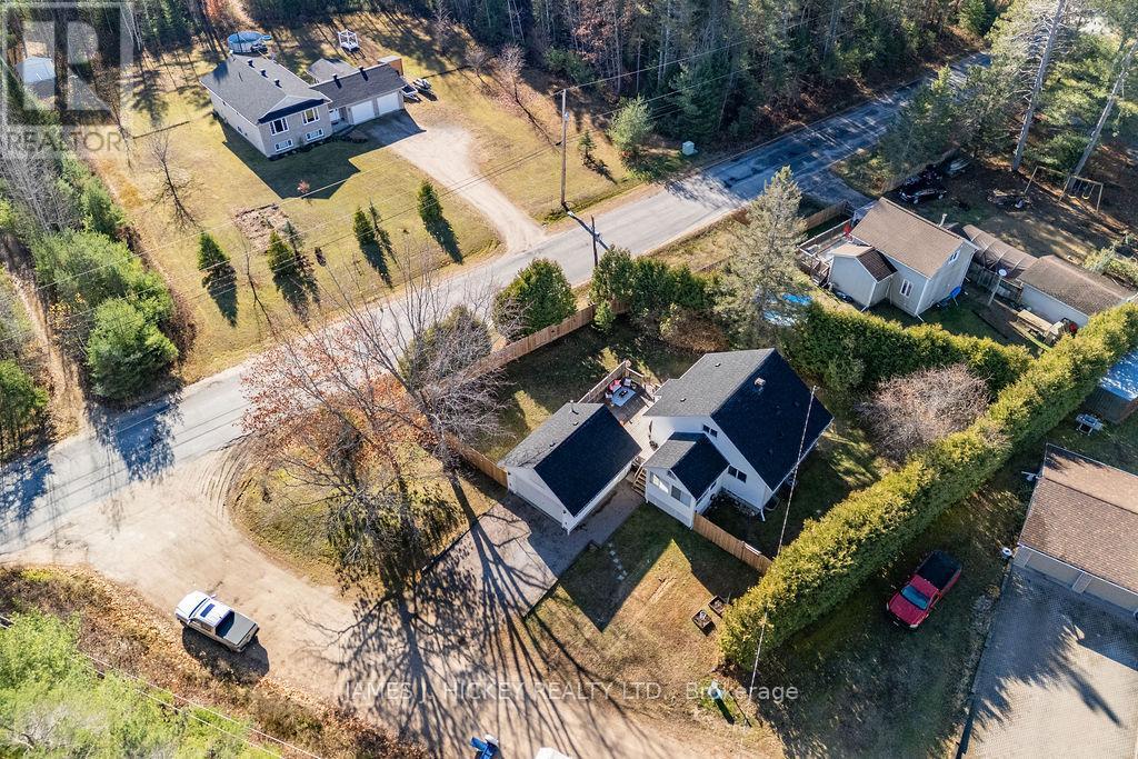 143 Boundary Road, Deep River, Ontario K0J 1P0 - Photo 32 - X12553468