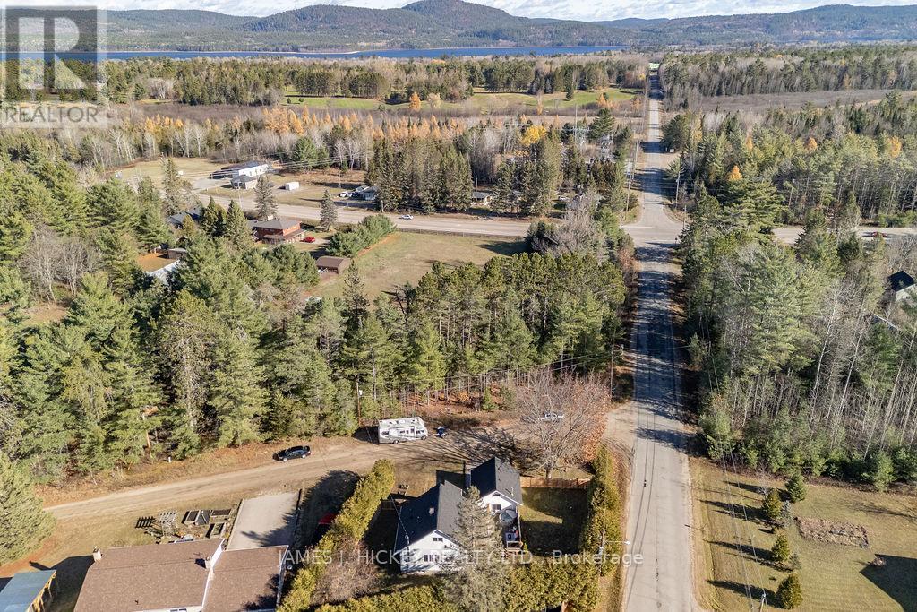 143 Boundary Road, Deep River, Ontario K0J 1P0 - Photo 35 - X12553468