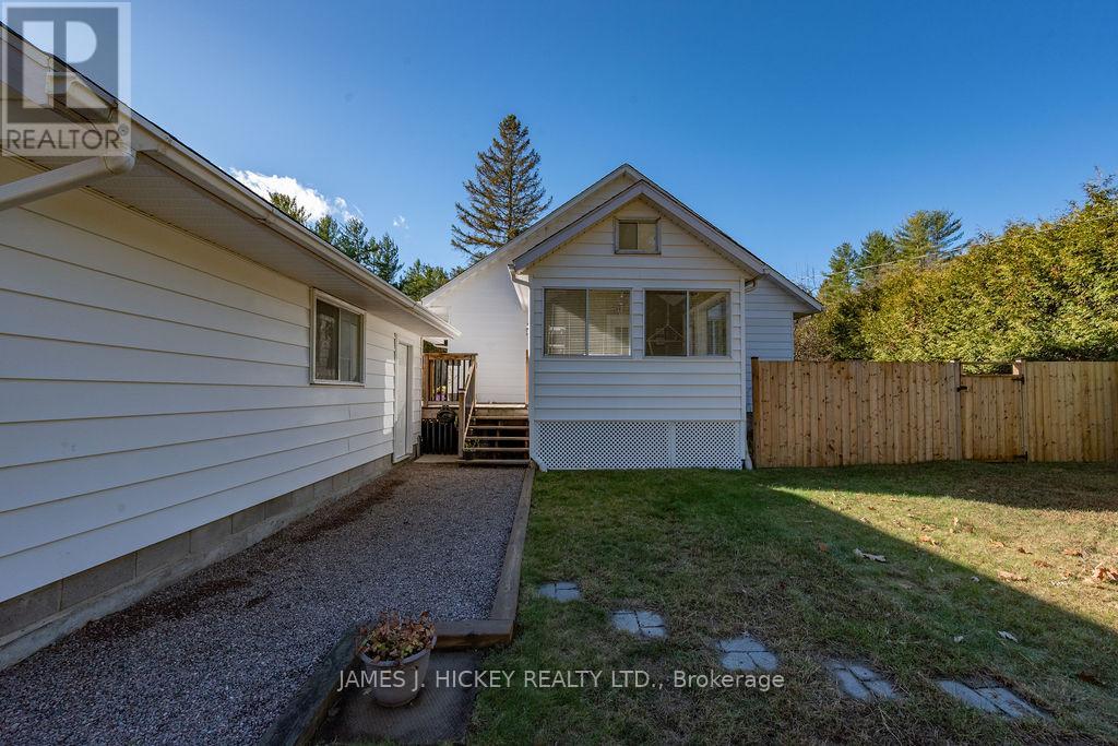143 Boundary Road, Deep River, Ontario K0J 1P0 - Photo 48 - X12553468