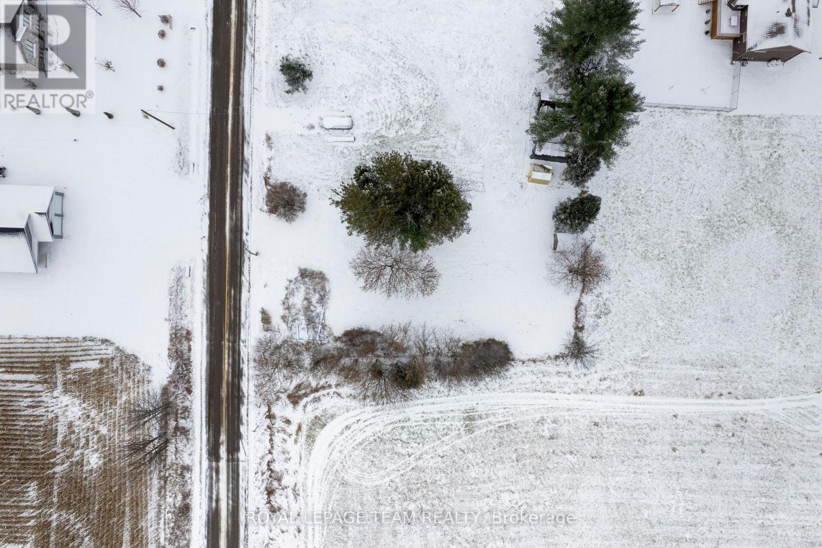 47 Rapid Road W, Whitewater Region, Ontario K0J 2L0 - Photo 3 - X12553458