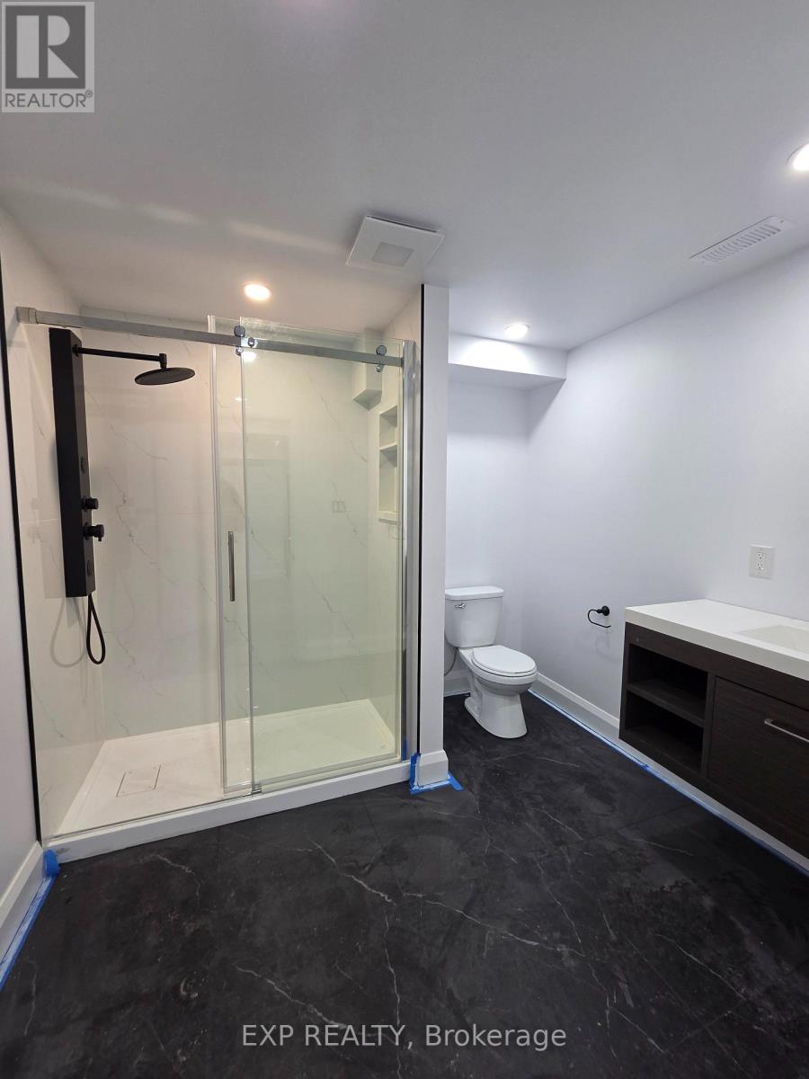 B - 180 Chenoa Way, Ottawa, Ontario K2J 0M4 - Photo 16 - X12553480