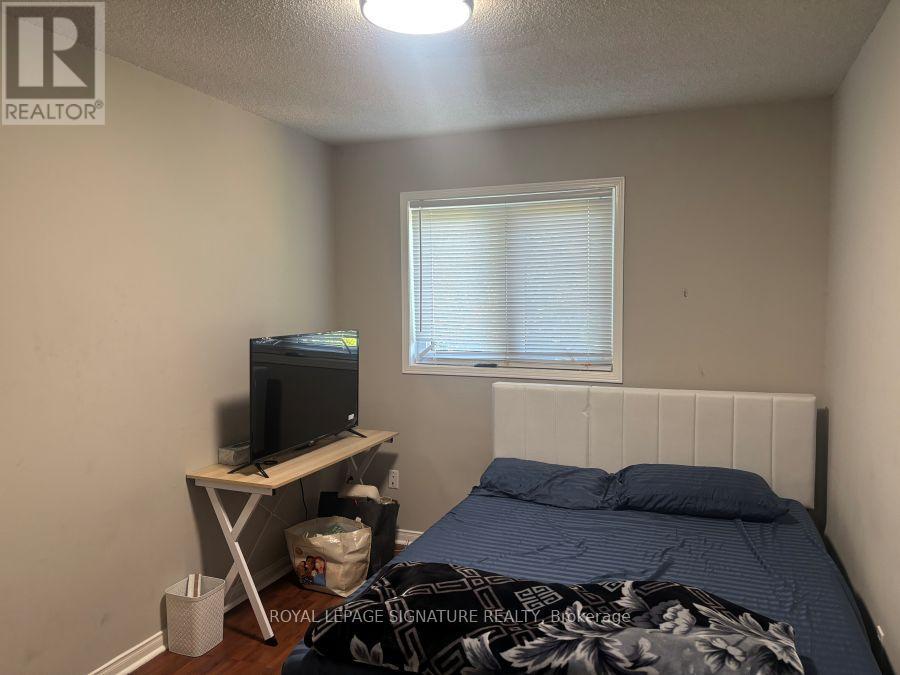 37 - 550 Steddick Court, Mississauga, Ontario  L5R 3S8 - Photo 6 - W12438256