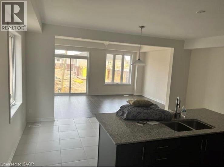 151 Broadacre Drive, Kitchener, Ontario  N2R 0S5 - Photo 7 - 40787953