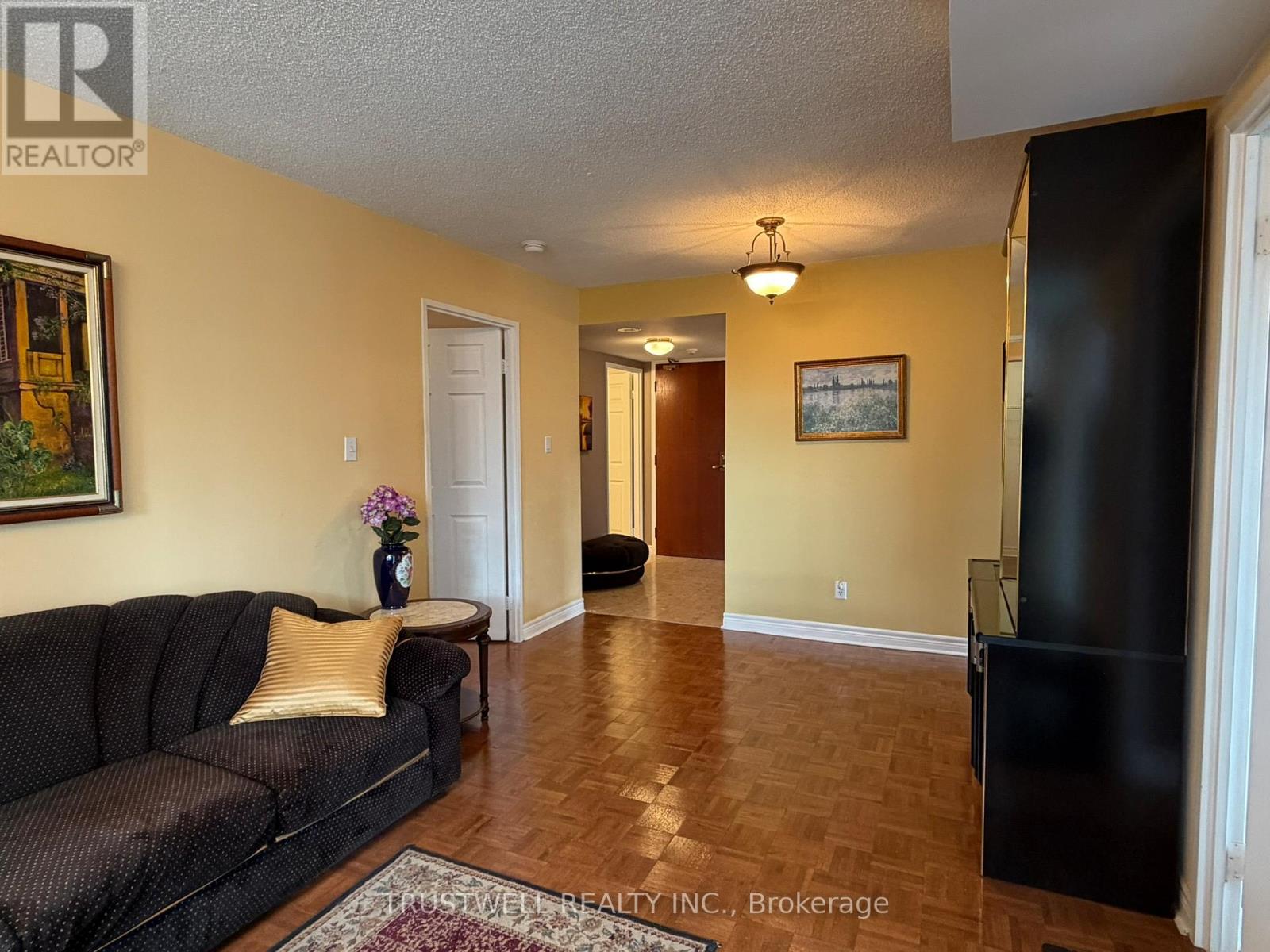 2112 - 28 EMPRESS AVENUE, Toronto, Ontario