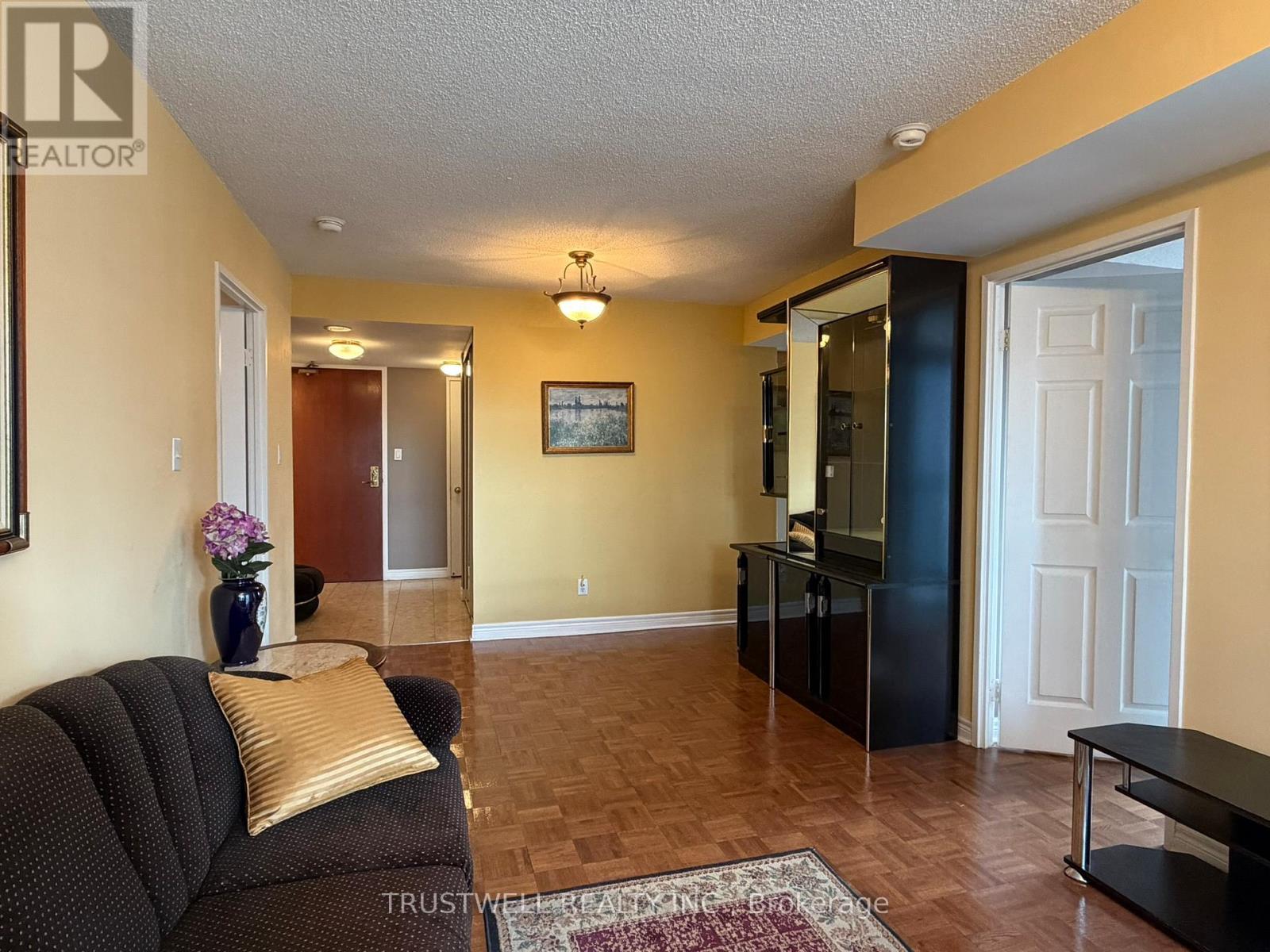 2112 - 28 Empress Avenue, Toronto, Ontario  M2N 6Z7 - Photo 2 - C12553414