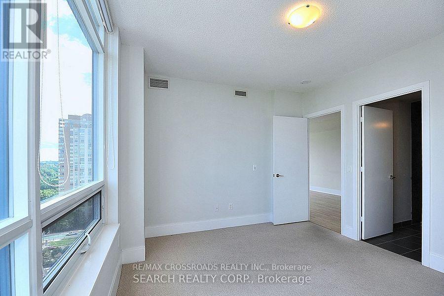 1702 - 181 Wynford Drive, Toronto, Ontario  M3C 0C6 - Photo 13 - C12553446