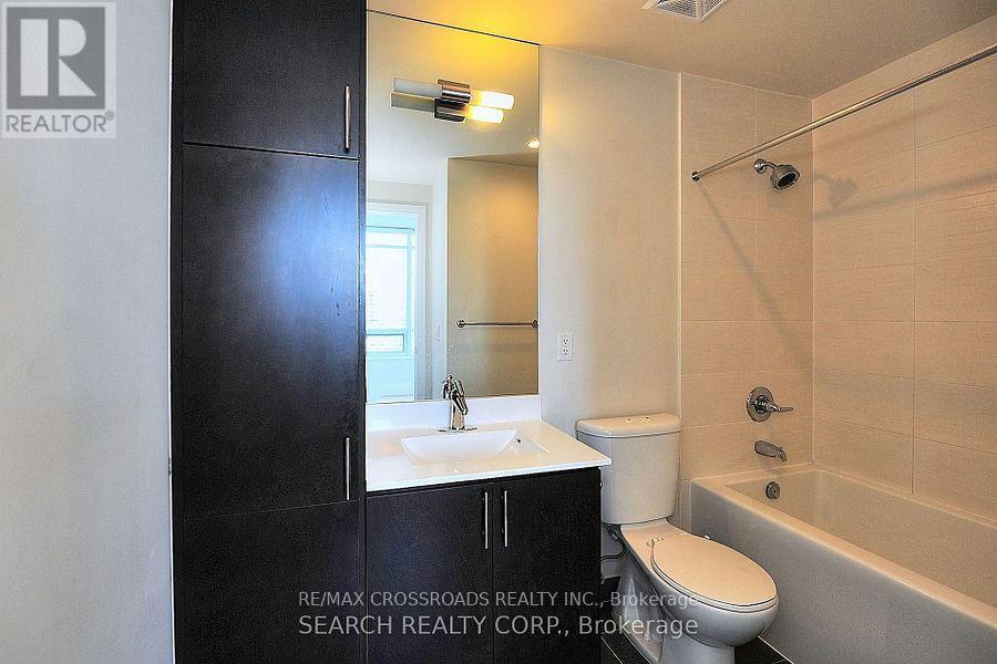 1702 - 181 Wynford Drive, Toronto, Ontario  M3C 0C6 - Photo 14 - C12553446