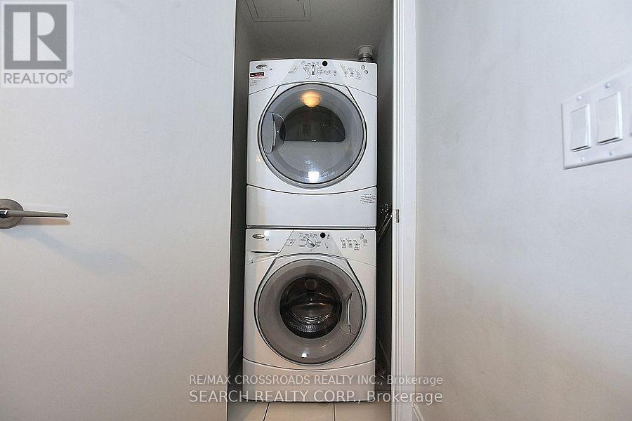 1702 - 181 Wynford Drive, Toronto, Ontario  M3C 0C6 - Photo 17 - C12553446