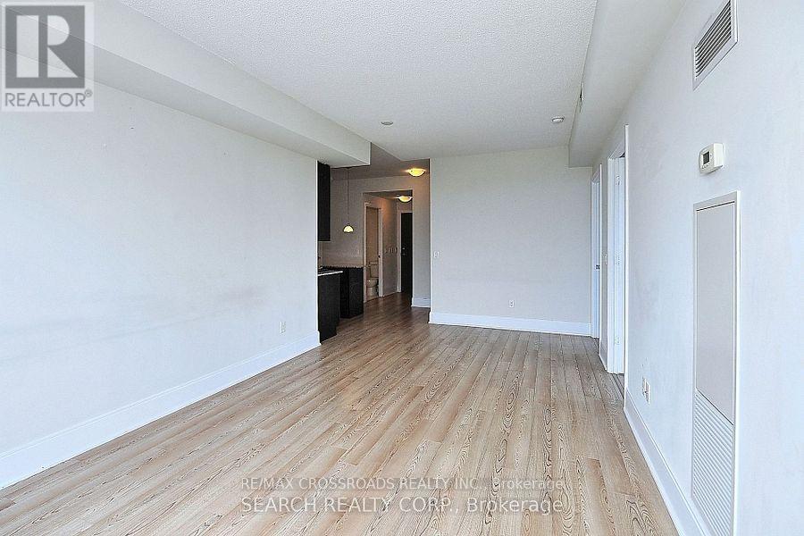 1702 - 181 Wynford Drive, Toronto, Ontario  M3C 0C6 - Photo 2 - C12553446