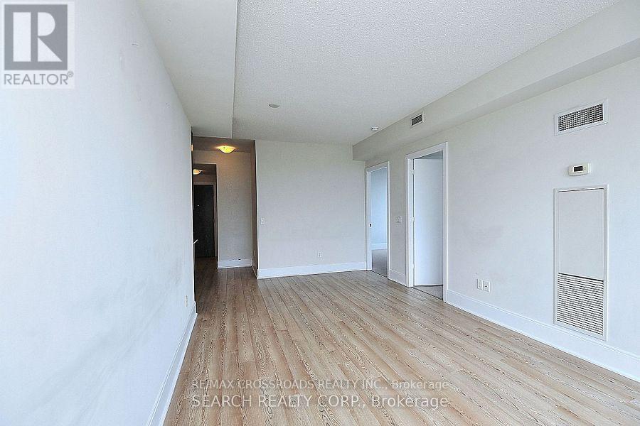 1702 - 181 Wynford Drive, Toronto, Ontario  M3C 0C6 - Photo 3 - C12553446