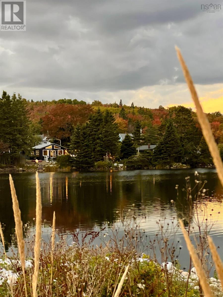 8856 St Margarets Bay Road, Queensland, Nova Scotia
