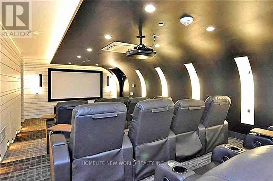 731 - 9471 Yonge Street, Richmond Hill, Ontario  L4C 0Z5 - Photo 16 - N12553412