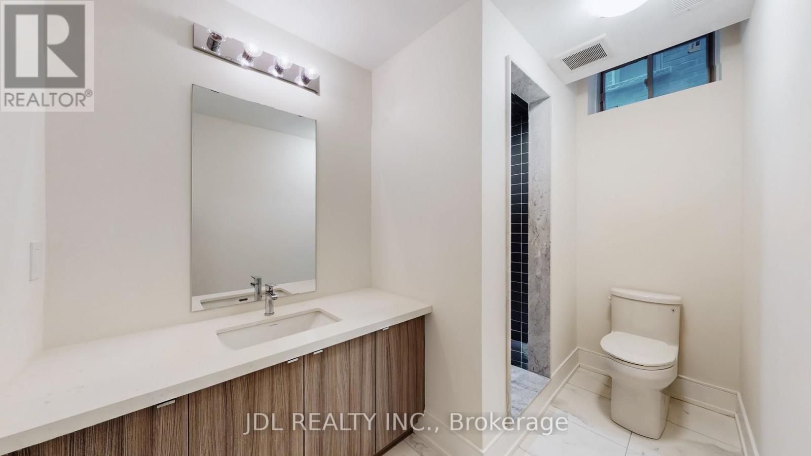 97 Milky Way Drive, Richmond Hill, Ontario  L4C 4M8 - Photo 33 - N12553426