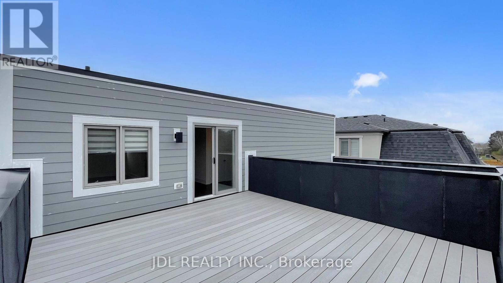 97 Milky Way Drive, Richmond Hill, Ontario  L4C 4M8 - Photo 34 - N12553426