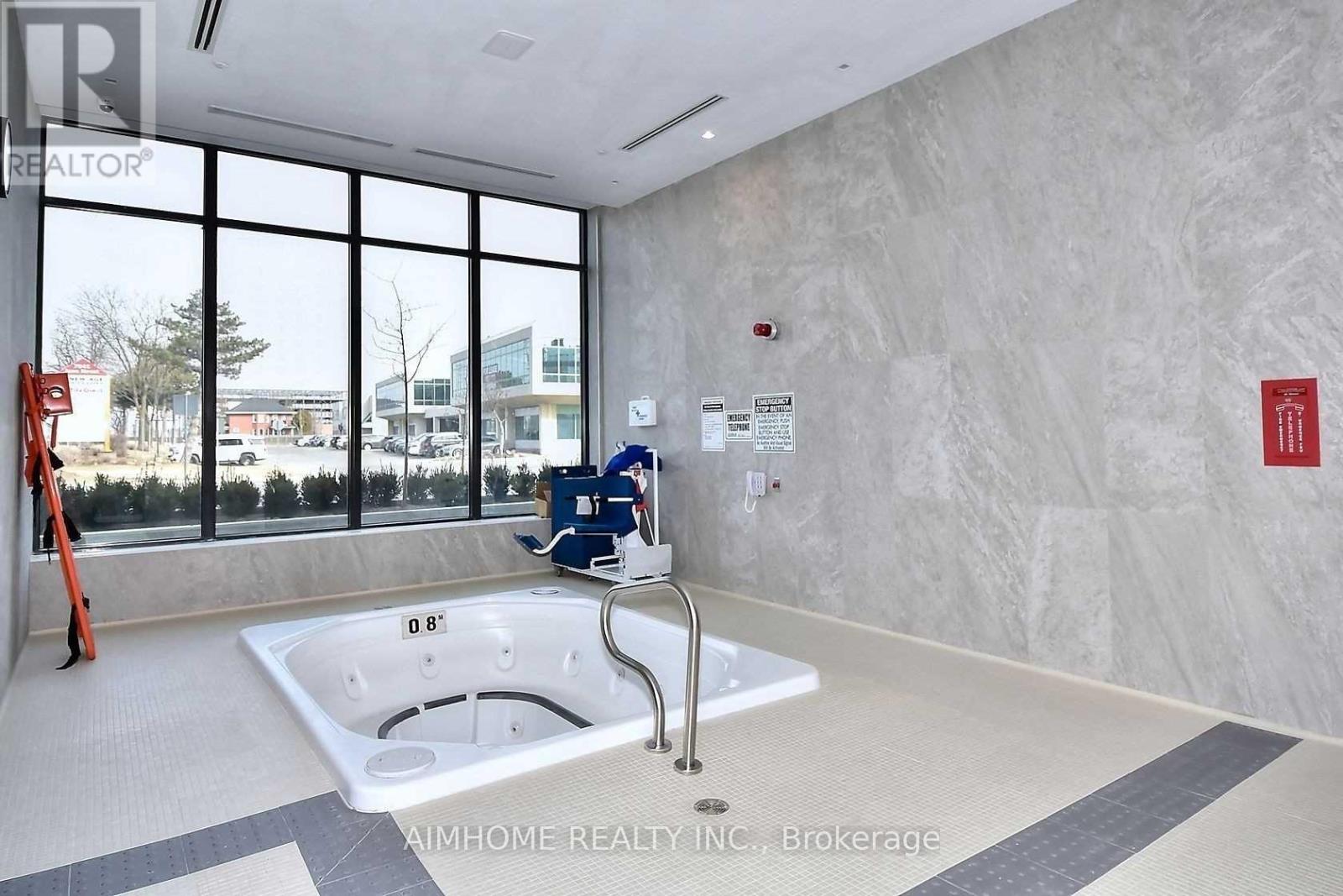 601 - 7895 Jane Street, Vaughan, Ontario  L4K 2M7 - Photo 18 - N12553450