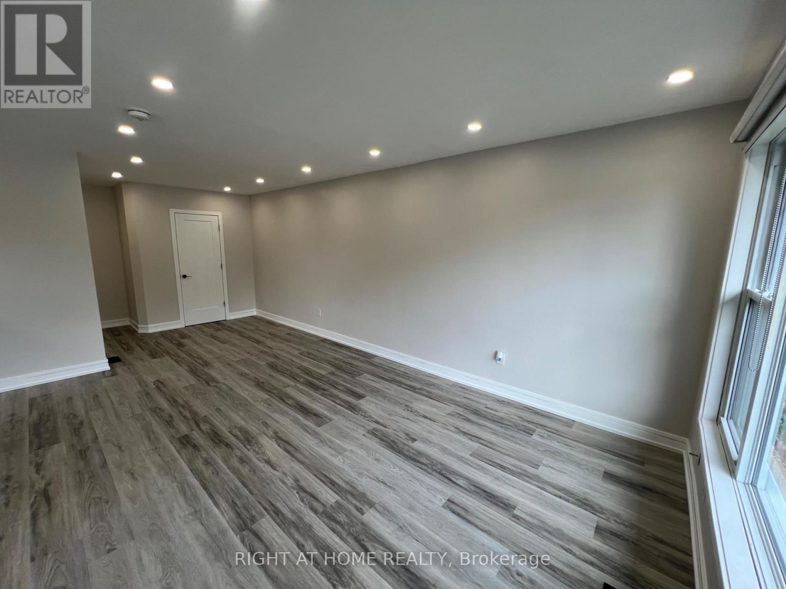 Main - 87 Walter Avenue, Newmarket, Ontario  L3X 3B2 - Photo 6 - N12553478