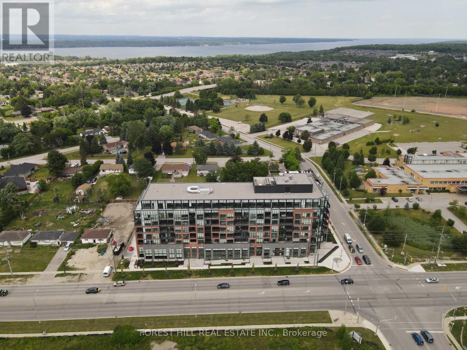 223 - 681 Yonge Street, Barrie, Ontario  L4N 4E8 - Photo 10 - S12553472