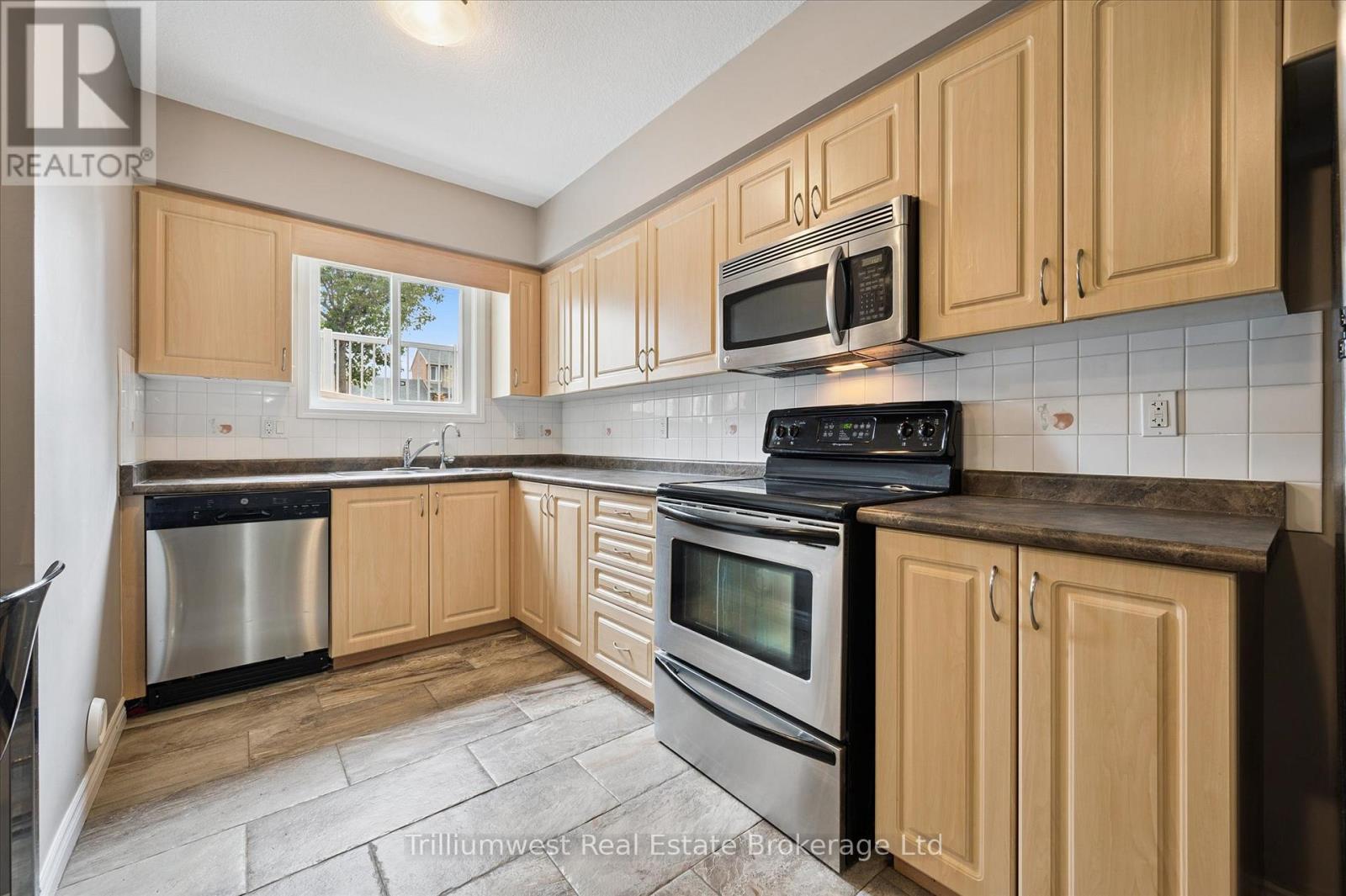 19c - 50 Howe Drive, Kitchener, Ontario  N2E 0A3 - Photo 13 - X12426426