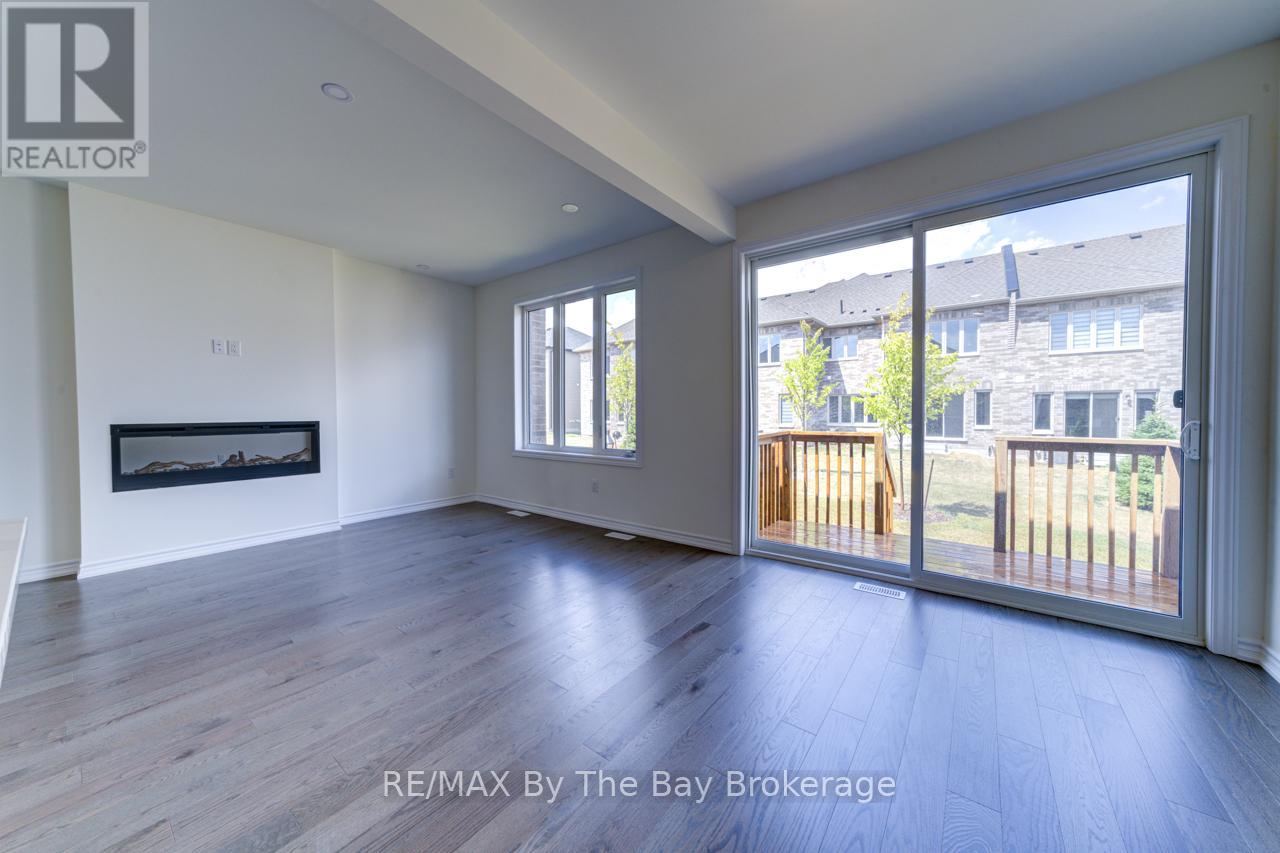 17 Sun Valley Avenue, Wasaga Beach, Ontario  L9Z 0N6 - Photo 12 - S12553494