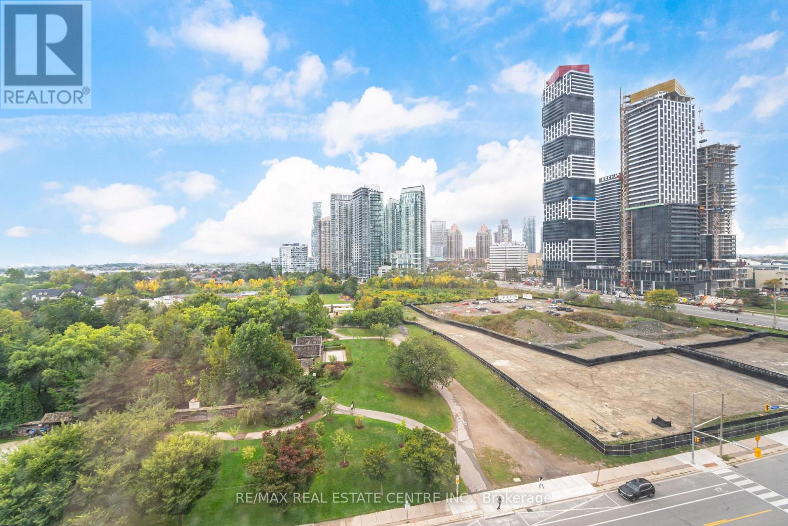 1812 - 265 Enfield Place, Mississauga, Ontario  L5B 3Y6 - Photo 13 - W12553420