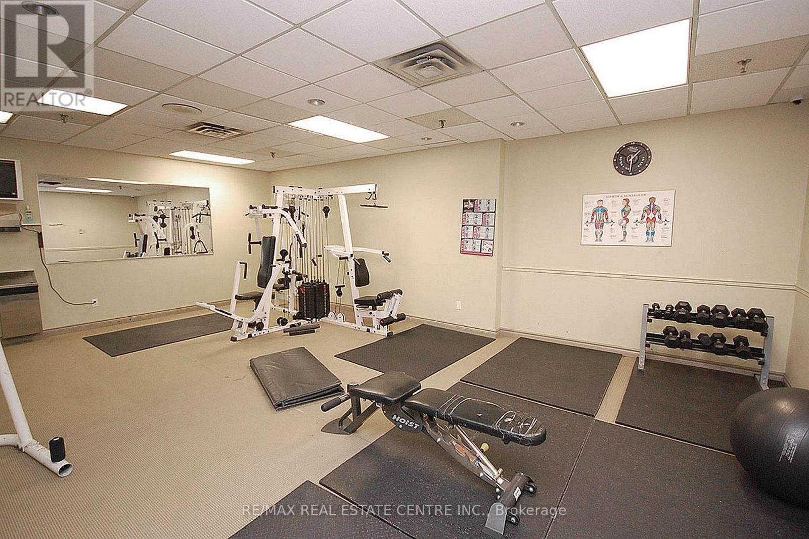 1812 - 265 Enfield Place, Mississauga, Ontario  L5B 3Y6 - Photo 18 - W12553420