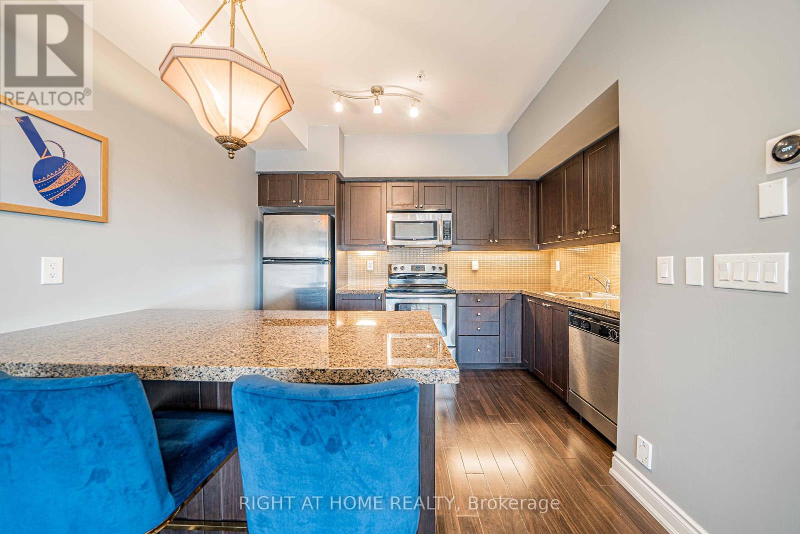 208 - 25 Richgrove Drive, Toronto, Ontario  M9R 0A3 - Photo 13 - W12553434