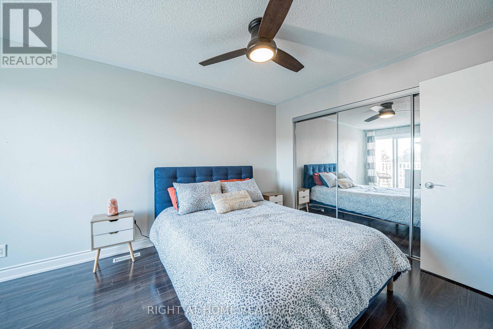 208 - 25 Richgrove Drive, Toronto, Ontario  M9R 0A3 - Photo 22 - W12553434