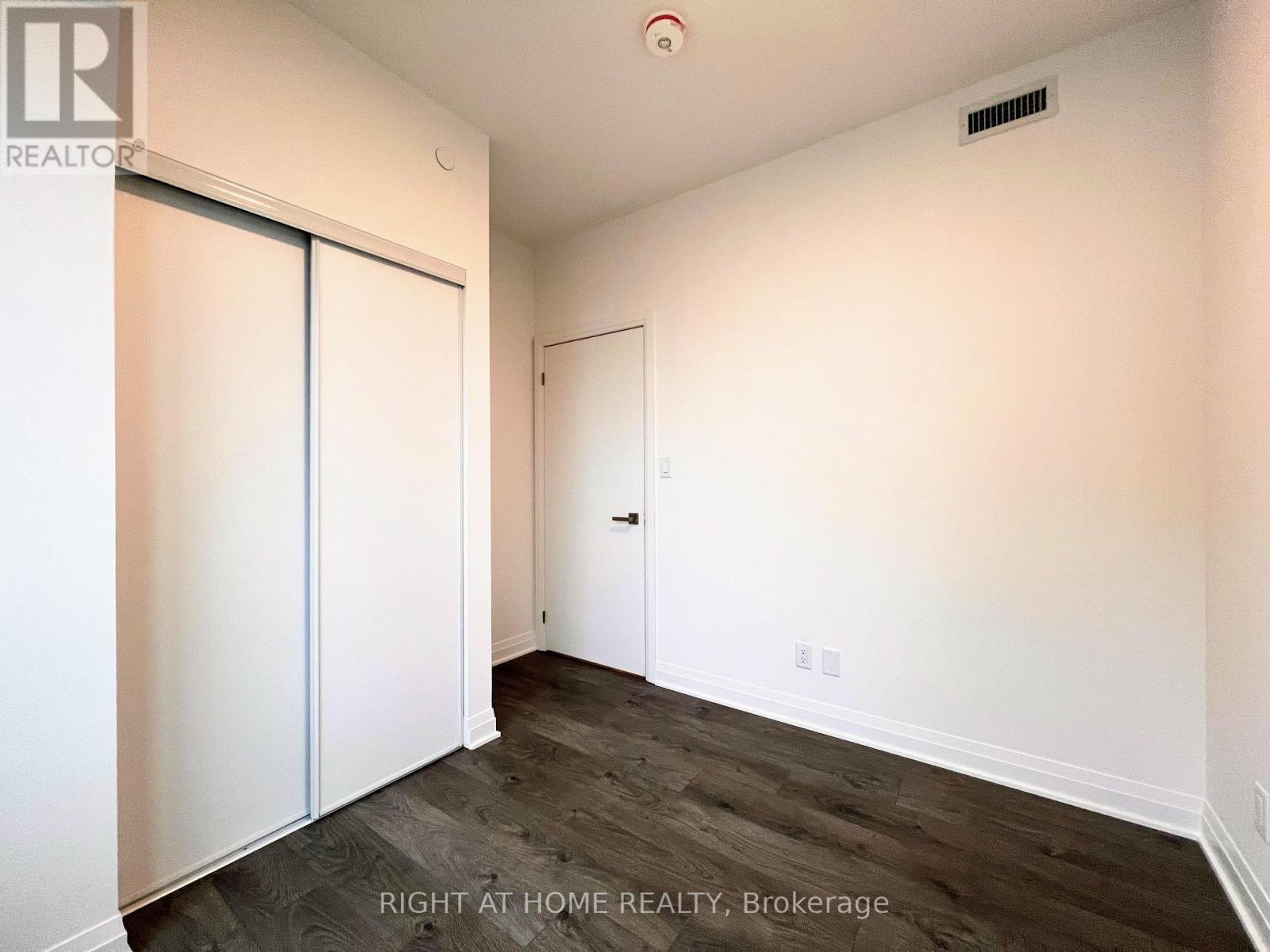 3810 - 4015 The Exchange Street, Mississauga, Ontario  L5B 0N9 - Photo 17 - W12553464