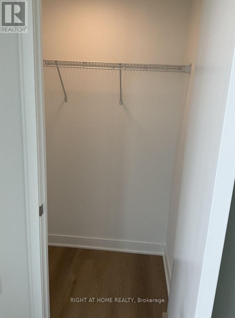 1004 - 86 Dundas Street E, Mississauga, Ontario  L5A 0B1 - Photo 13 - W12553474