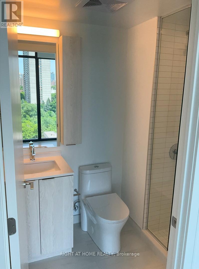 1004 - 86 Dundas Street E, Mississauga, Ontario  L5A 0B1 - Photo 16 - W12553474