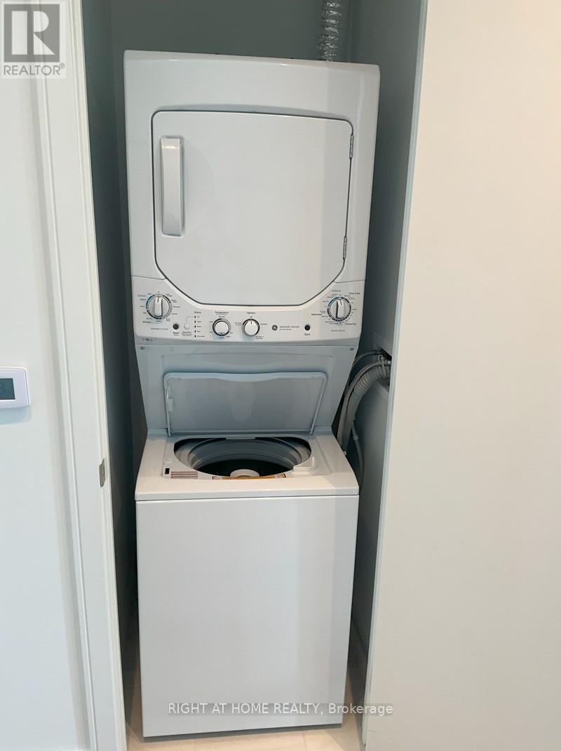 1004 - 86 Dundas Street E, Mississauga, Ontario  L5A 0B1 - Photo 20 - W12553474