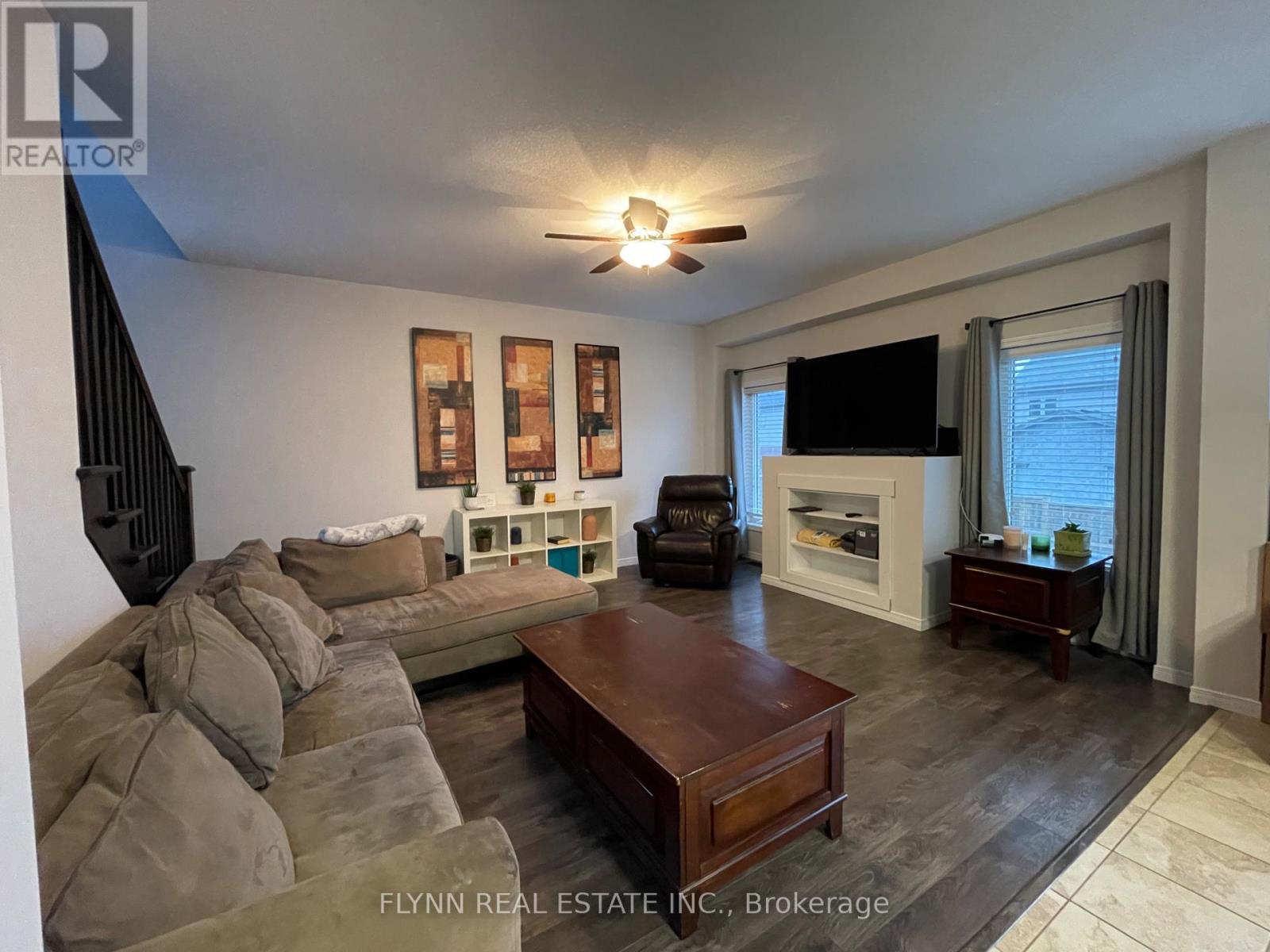 246 Woodway Trail, Norfolk, Ontario  N3Y 0C7 - Photo 4 - X12553430