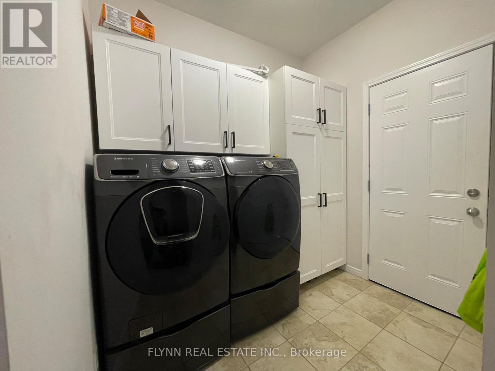 246 Woodway Trail, Norfolk, Ontario  N3Y 0C7 - Photo 6 - X12553430