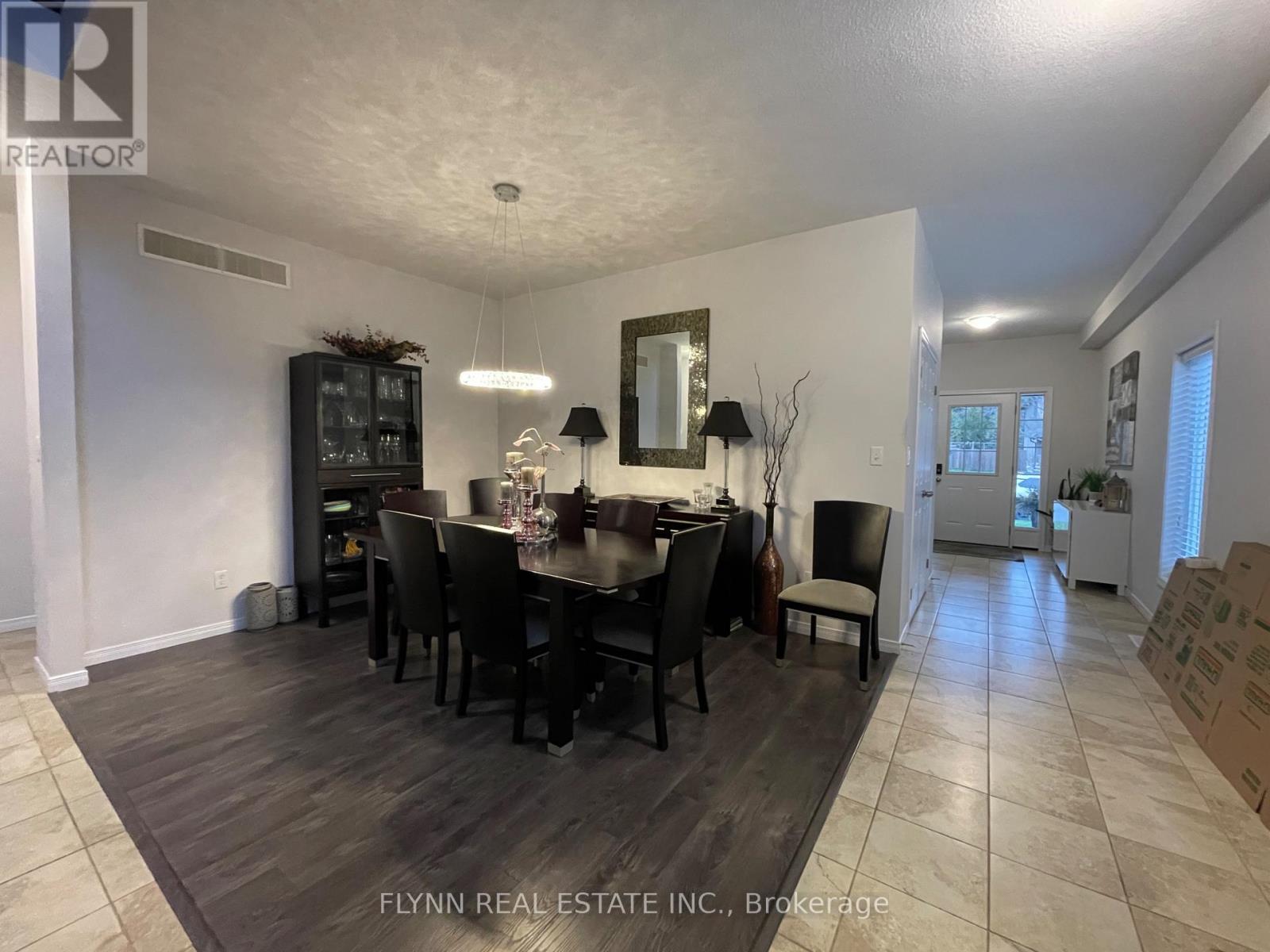 246 Woodway Trail, Norfolk, Ontario  N3Y 0C7 - Photo 7 - X12553430