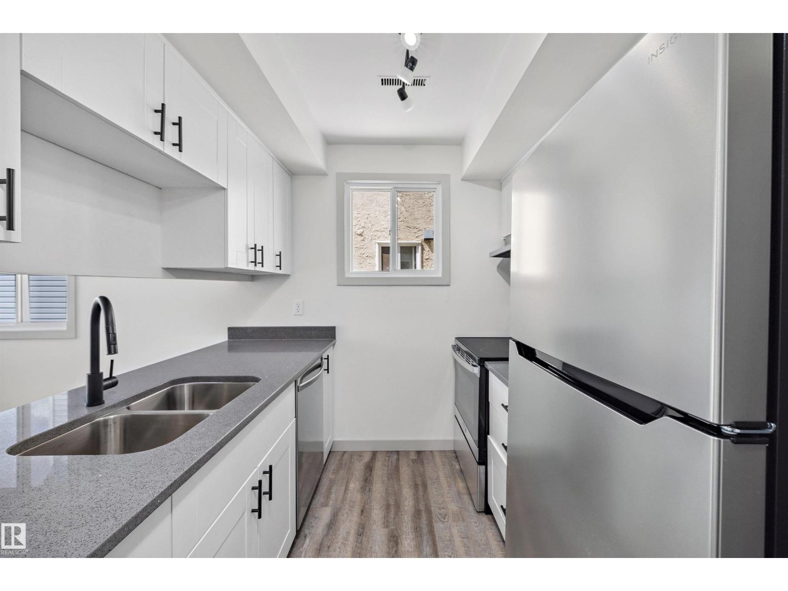 189 Lancaster Tc Nw, Edmonton, Alberta  T5X 5T2 - Photo 10 - E4466035